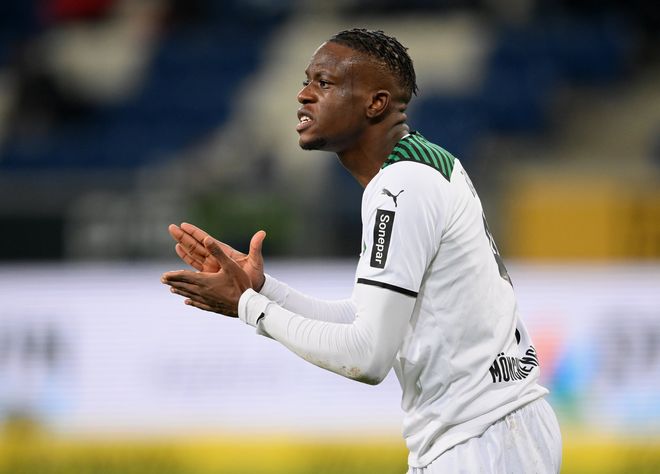 Ning在曼联比赛中刷新纪录穆古鲁扎爆冷击败尤文图斯，连对手都承认：风云突变门兴格拉德巴赫赛后门线救险